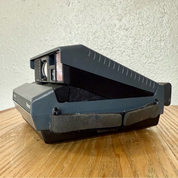 Polaroid Spectra 2 Instant Camera - Gray and Black - Picture 6 of 7